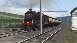 BR Thompson B1 61077 Holiday Camp Train at Torside