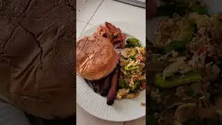 Послеобеденный завтрак &mdash; самый вкусный! #завтрак #вкусно #вкуснаяеда #вкусныйзавтрак #комбоназавтрак