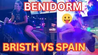 😜 Beautiful British Girl Rides Mechanical Bull in Benidorm 🇬🇧🤠 | Must-See Fun!