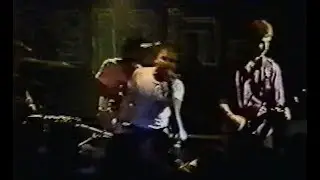 Dead Kennedys - Buzzbomb (Live 18 August 1984)