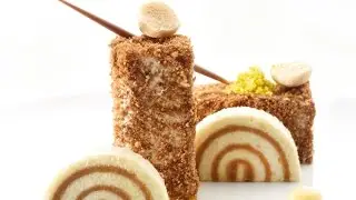 Roger van Damme Desserts - Speculaasparfait met rolbiscuit en kaneelsaus