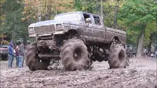2023 FALL PINE SWAMP MUD BOG /   5 MEGA MUD TRUCKS RETURN TO THE FALL BOG.
