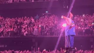 Billie Eilish - What was I made for LIVE Manchester N4 2025