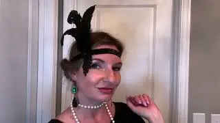 1920s Flapper Accessories for Women