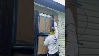 Безопасно ли красить виниловые окна?