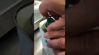 How to open an Oilove 3lt tin container