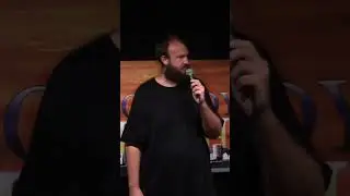 Tall Guy is Afraid of Heights #standupcomedy #funny #comedy #funnyvideo #jokes #tall #fear