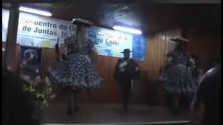 Millahue una hermosa cueca de destreza con la bandeja presentaci&oacute;n punta de tralca