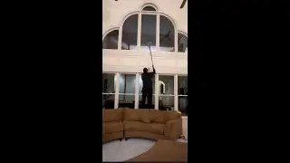 CLEANING THE WINDOWS