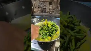 masak kepah di sandingkan dengan kacang panjang enak kali rupanya murah pulak itu di pajak