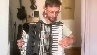 Mazurek Stasia Niewidomego z Radzić - jak zagrać na akordeonie.
