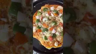 Homemade Pizza 🍕 | Crispy Base, Cheesy Toppings | Easy Pizza Recipe #food #viral #shortvideo