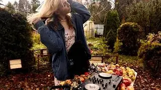 Groovy Deep House Electronic Music Mix - Autumn Weekend DJ Set🍂