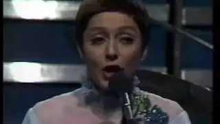 Googoosh - Sakineh Dayghezi Nay Nay