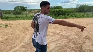 O REI ME DEU UM BANHO DE ÓLEO QUEIMADO