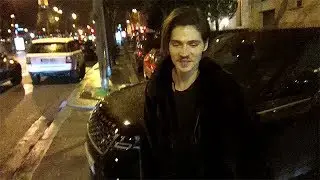 Will Peltz signing autographs in Paris