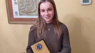 Дочка американка радует русского папу :-)