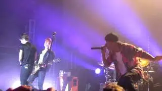 I LIKE IT LIKE THAT (LIVE) by HOT CHELLE RAE ft. NEW BOYZ