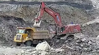Excavator Loading LGMG ME 105,Cmt 96,785 komatsu