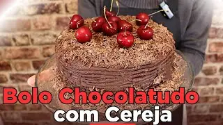 BOLO DE CHOCOLATE COM CEREJA | Più Sapore