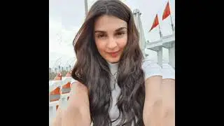 Shiny Doshi😍