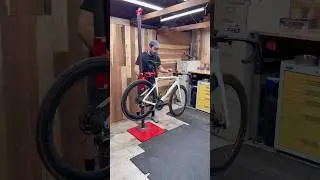 #cycling #cyclinglife #bikemaintenance #roadcycling #mechanic #bicyclerepair #bike #bikelife #viral