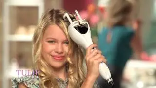 RACHEL GAGE in INSTYLER TULIP CURLS IN 3 SECONDS