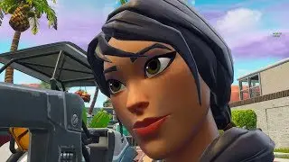 my girlfriend carries me on fortnite (ermac in call)