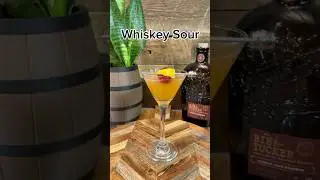 Whiskey Sour #therefinedpour  #whiskeysour #whiskey