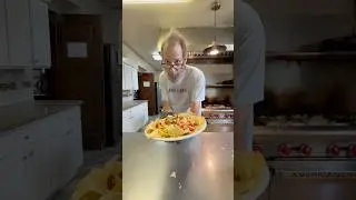Салат с курицей и тако
