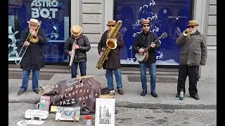 C'&egrave; un uomo in mezzo al mare - The Old Florence Jazz Band