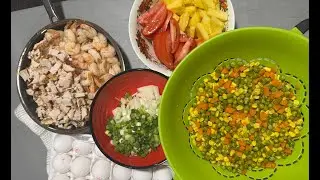 #107 Making fried rice with shrimp, chicken, onions, tomatoes, corn, beans, radish, and eggs.