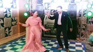 Beautiful Dance By Couple On Bollywood Songs at Sangeet Ceremony | Indian Wedding Dance Performance