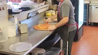 ROUND TABLE PIZZA  #usa #pizza #food #fastfood #pizzalover #italianfood #pizzafood #pizzatime #Lodi
