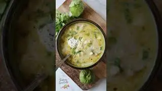 Easy Slow Cooker Green Enchilada Chicken Soup