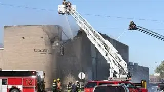 At least 4 dead after small plane crashes at Wichita airport