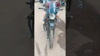 Himalayan 411 Vs Scram 440 Road Presence #automobile #royalenfield #bikelife #adventure