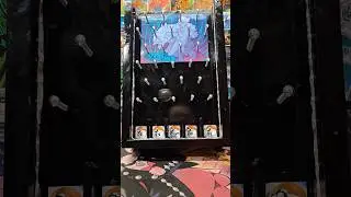 Pok&eacute;mon Plinko: Dad Vs Daughter PACK BATTLE!