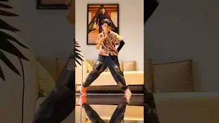 vibe undi#dance #youtubeshorts #shorts #foryou #bollywood #love #fashion #vibeundi#mirai