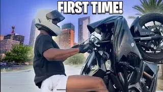 My first time riding my brand new motorcycle in Houston!!! #bikelife #motorcycle #vlog #stunt 