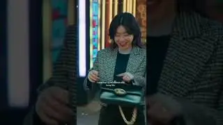 when your friend cross expire date 🤣😅 #truetolove #deborah #flower #jisoo