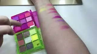 &Ouml;gonskuggor fr&aring;n Normal - w7 vivid glowin&acute;green och punchy pink palettes