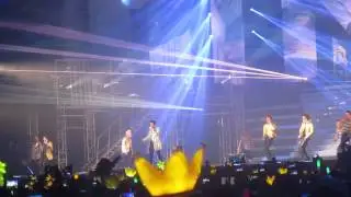 YG Family- AIA (9) [BIGBANG- Badboy]