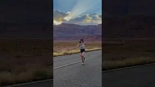 Dancing and driving up to the Grand Canyon 🌵💚 #danceoutside #professionalballerina #ballerina