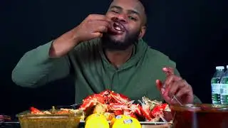BLOVES Smackalicious & Garlic Butter Sauce Review Alaskan King Crab WHOLE CRAB Seafood Boil