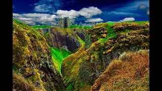 Hiking Scotland - 4K Hiking Video at Dunnottar Castle, Scotland