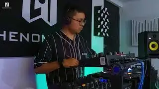 LEVI PETITE SESION VINYL TECHNO [Phenomenal]