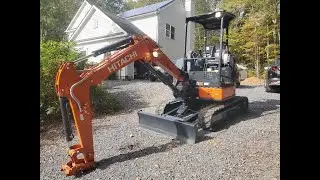 HITACHI 30U MINI EXCAVATOR Brand New! - for Sale on IRONMARTONLINE...$45,000