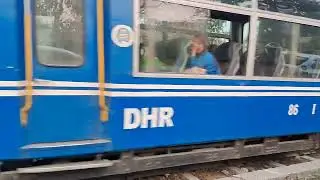 ToyTrain #HimalayanRailway #DarjeelingToyTrain #Darje#IncredibleIndia #HeritageRailway  #HillStation