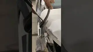 Toyota hilux fixing hood nicely looks good #art #artist #ad #automobile  #ararautozoneas